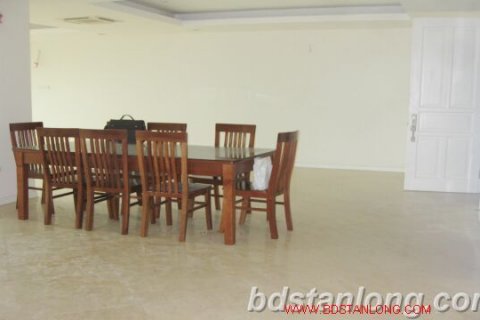3 bedrooms Apartment in Tay Ho, Ha Noi,  No. 7699 4