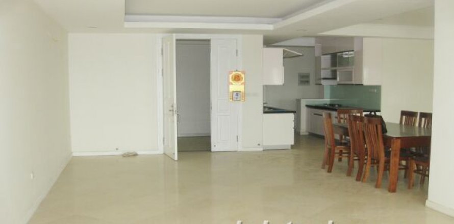 3 bedrooms Apartment in Tay Ho, Ha Noi,  No. 7699