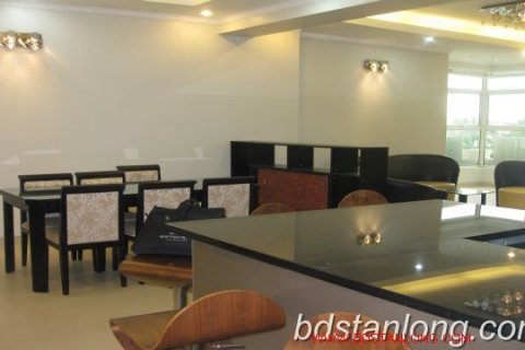3 bedrooms Apartment in Tay Ho, Ha Noi, No. 7697 2