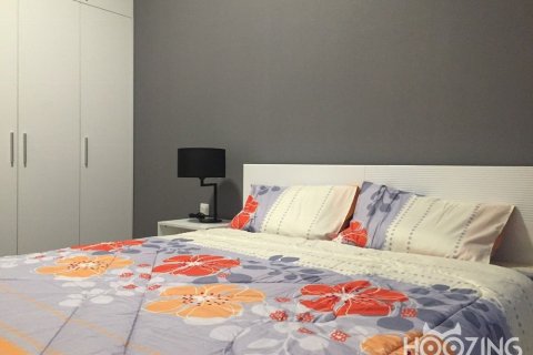 Квартира с 3 спальнями в Тхудык, Хошимин , № 22139 5