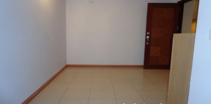4 bedrooms Apartment in Bac Tu Liem, Ha Noi, No. 8062