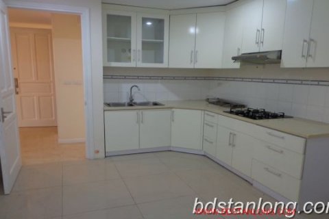 Квартира с 3 спальнями в Тэйхо, Ханой , № 7820 4