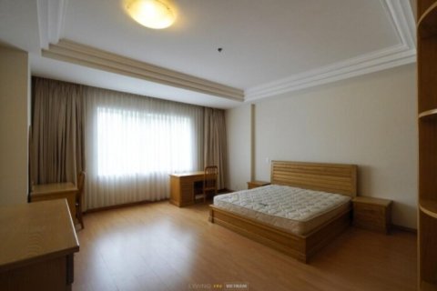 Квартира с 2 спальнями в Тхудык, Хошимин ,  № 27309 6