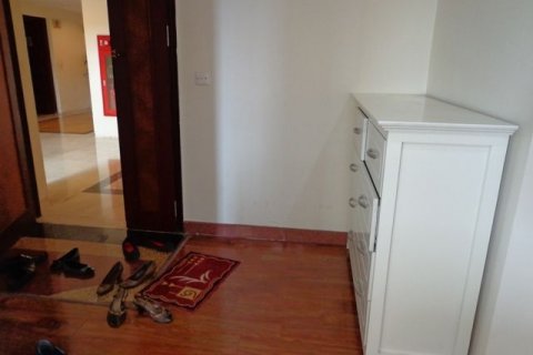 3 bedrooms Apartment in Tay Ho, Ha Noi, No. 5838