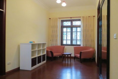 5 bedrooms Villa in Tay Ho, Ha Noi, No. 20170 11