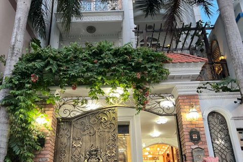 Studio Villa in District 7, Ho Chi Minh, No. 17305