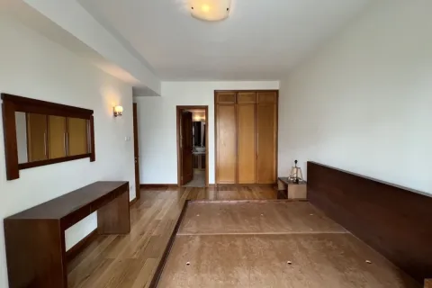 Квартира с 4 спальнями в Тхудык, Хошимин ,  № 26972 4