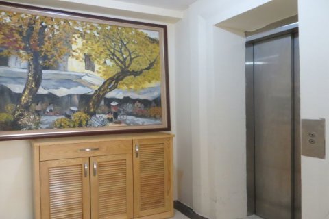 Квартира с 4 спальнями в Тэйхо, Ханой , № 20210