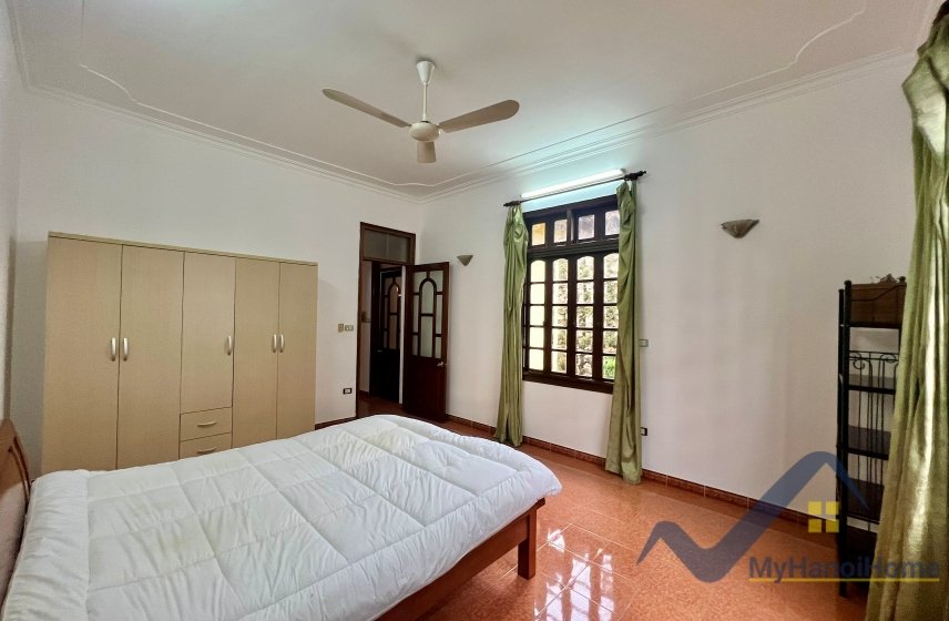 4 bedrooms Villa in Tay Ho, Ha Noi, Vietnam No. 26508