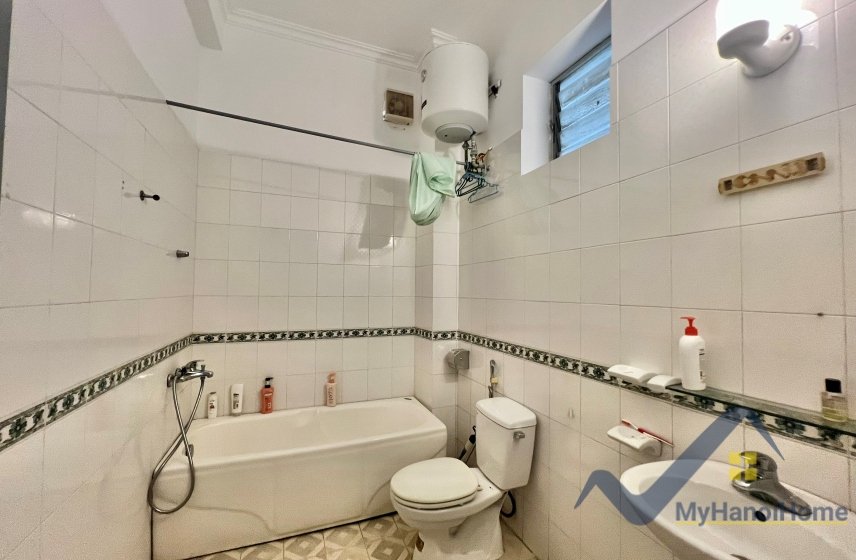 4 bedrooms Villa in Tay Ho, Ha Noi, Vietnam No. 26508
