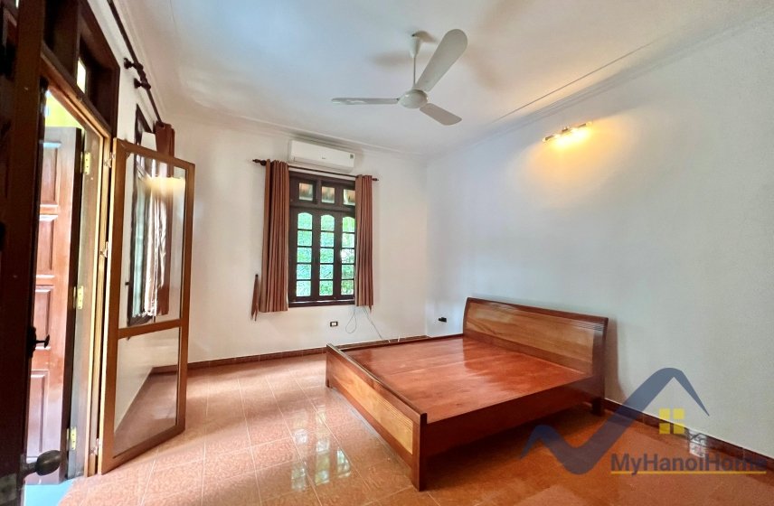 4 bedrooms Villa in Tay Ho, Ha Noi, Vietnam No. 26508