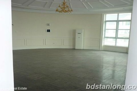 Квартира с 4 спальнями в Намтыльем, Ханой , № 8549