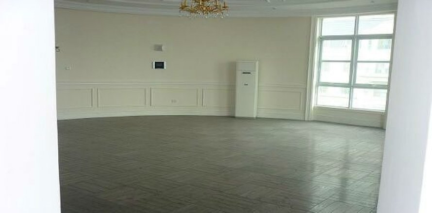 Квартира с 4 спальнями в Намтыльем, Ханой , № 8549