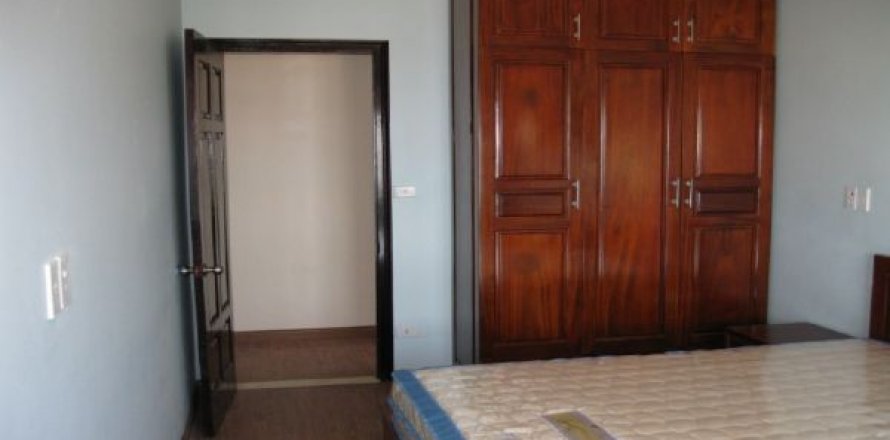 3 bedrooms Apartment in Tay Ho, Ha Noi,  No. 8417