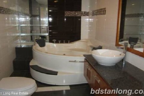 Квартира с 3 спальнями в Тэйхо, Ханой , № 8413 5