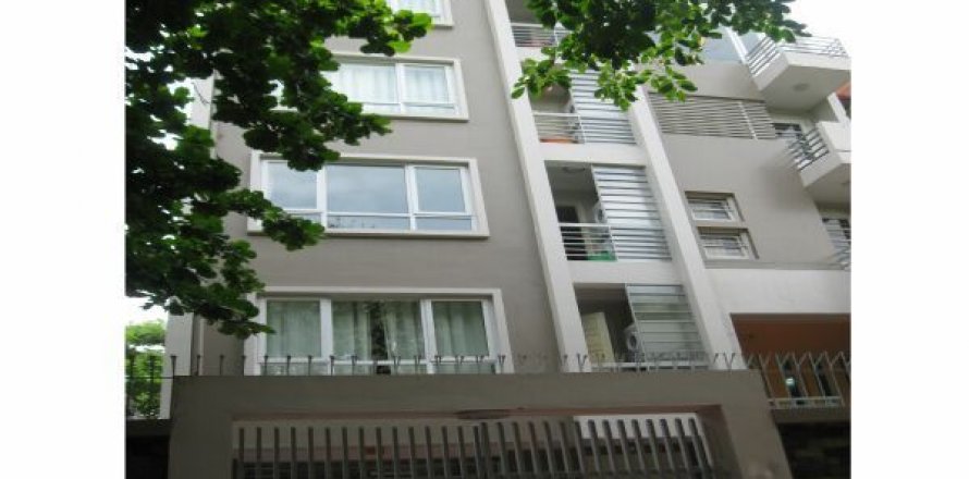 2 bedrooms Apartment in Ba Dinh, Ha Noi,  No. 8415