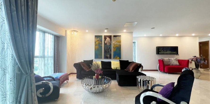 4 bedrooms Apartment in Tay Ho, Ha Noi, No. 2146