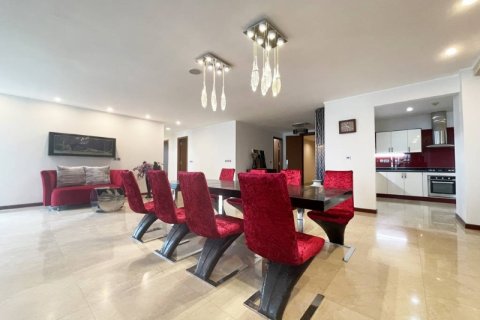 4 bedrooms Apartment in Tay Ho, Ha Noi, No. 2146 9
