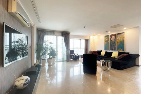 4 bedrooms Apartment in Tay Ho, Ha Noi, No. 2146 2