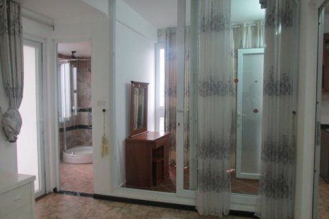 Пентхаус с 2 спальнями в Тэйхо, Ханой , № 7588 10