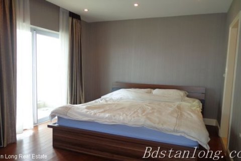3 bedrooms Apartment in Tay Ho, Ha Noi, No. 7583