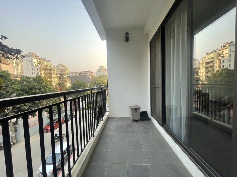 3 bedrooms Apartment in Tay Ho, Ha Noi, Vietnam No. 2092