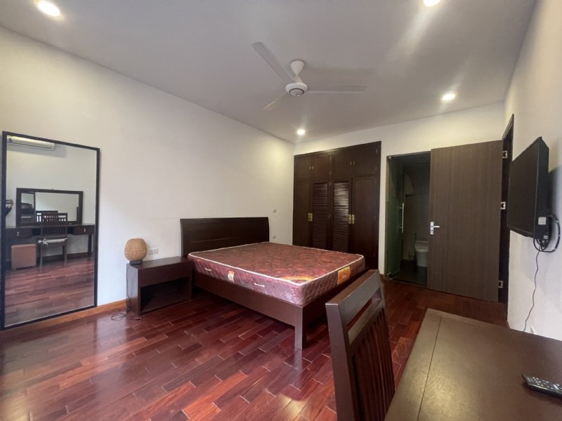 3 bedrooms Apartment in Tay Ho, Ha Noi, Vietnam No. 2092
