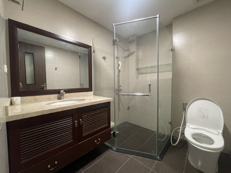 3 bedrooms Apartment in Tay Ho, Ha Noi, Vietnam No. 2092