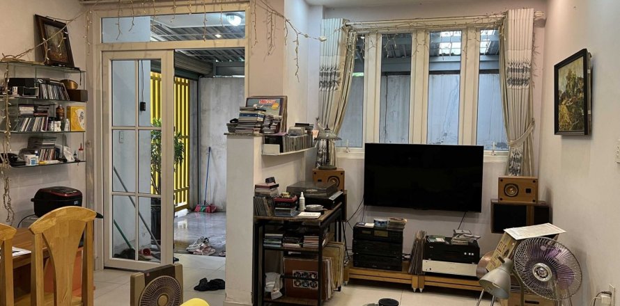 Studio Townhouse in District 7, Ho Chi Minh,  No. 20701