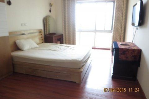 4 bedrooms Apartment in Tay Ho, Ha Noi,  No. 6181 7
