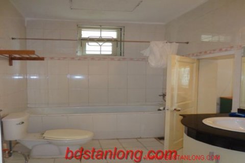 3 bedrooms Apartment in Tay Ho, Ha Noi, No. 6147 7