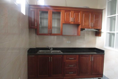 Квартира с 2 спальнями в Хайбачынг, Ханой ,  № 9505