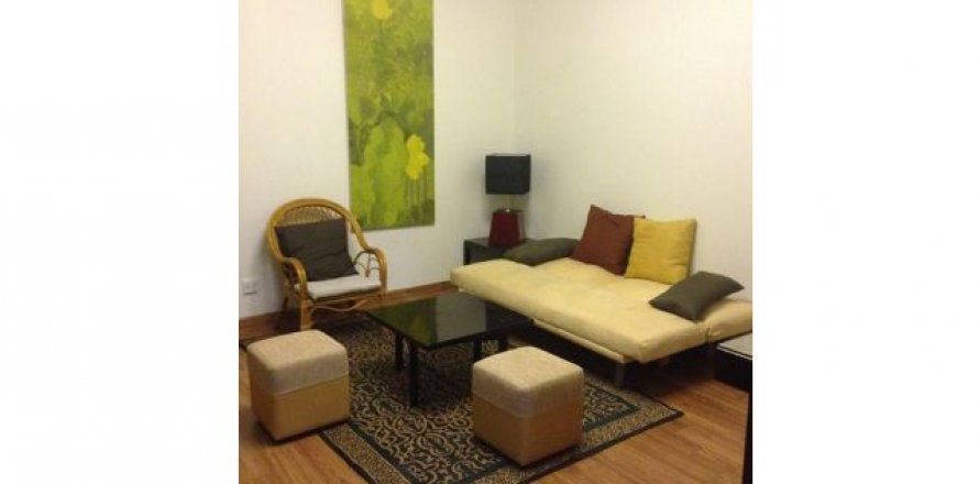 1 bedroom Apartment in Hai Ba Trung, Ha Noi, No. 5865