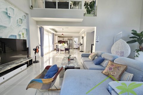 4 bedrooms Villa in Nha Trang, No. 28580 3