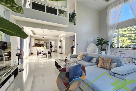 4 bedrooms Villa in Nha Trang, No. 28580 4