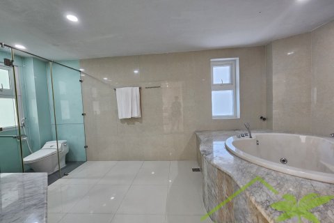 4 bedrooms Villa in Nha Trang, No. 28580 12