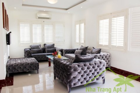 4 bedrooms Villa in Nha Trang, No. 28579 2