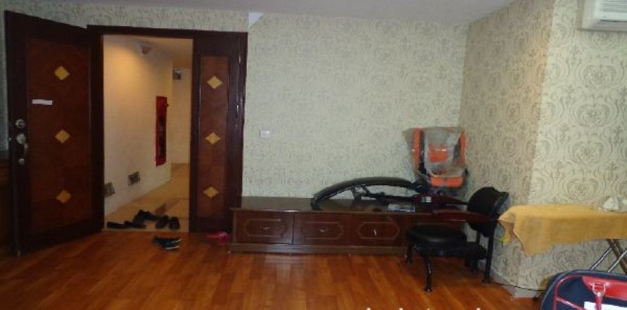 Квартира с 3 спальнями в Тэйхо, Ханой , № 7812