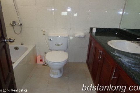 4 bedrooms Apartment in Tay Ho, Ha Noi,  No. 7817 4