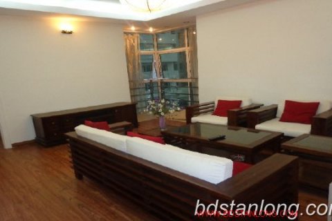 3 bedrooms Apartment in Tay Ho, Ha Noi, No. 7815 2