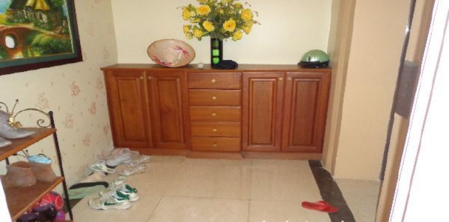 4 bedrooms Apartment in Tay Ho, Ha Noi, No. 7814
