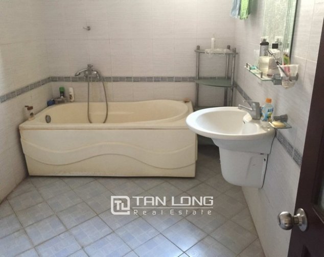 400m2 House in Hoan Kiem, Ha Noi, Vietnam No. 4396