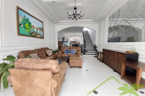 3 bedrooms Villa in Nha Trang,  No. 28543 2