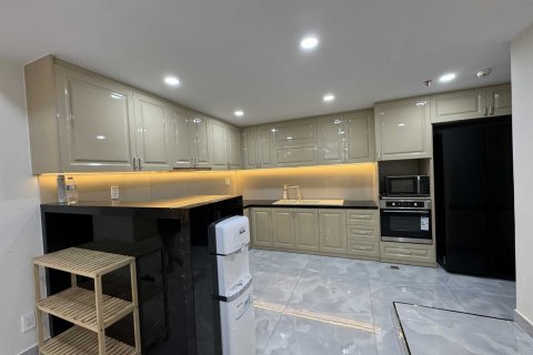 Квартира 126м2 в Район 7, Хошимин ,  № 25641 3