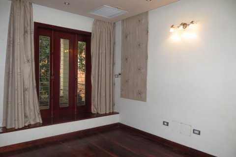 5 bedrooms House in Nam Tu Liem, Ha Noi, No. 6138 10