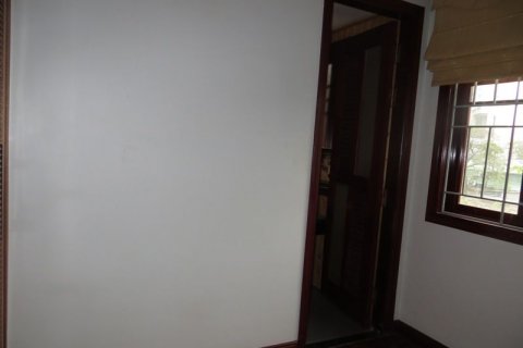 5 bedrooms House in Nam Tu Liem, Ha Noi, No. 6138 16