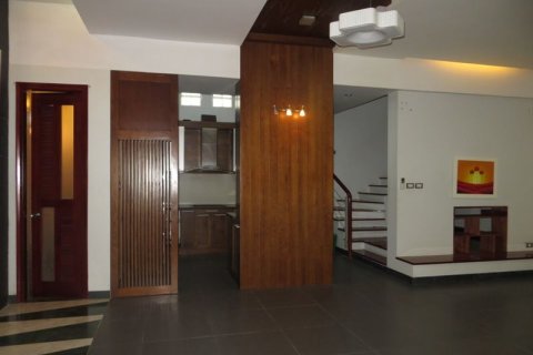 5 bedrooms House in Nam Tu Liem, Ha Noi, No. 6138 4