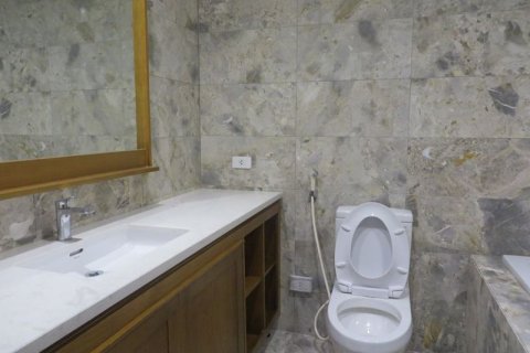2 bedrooms Apartment in Dong Da, Ha Noi, No. 6137 10