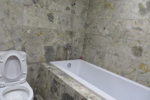 2 bedrooms Apartment in Dong Da, Ha Noi, No. 6137 11