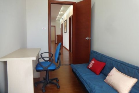 3 bedrooms Apartment in Tay Ho, Ha Noi, No. 8127 5